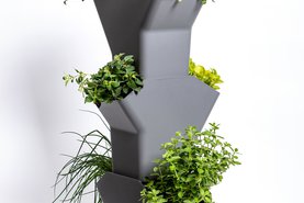 TREE - samozavlažovací vertikální květináč